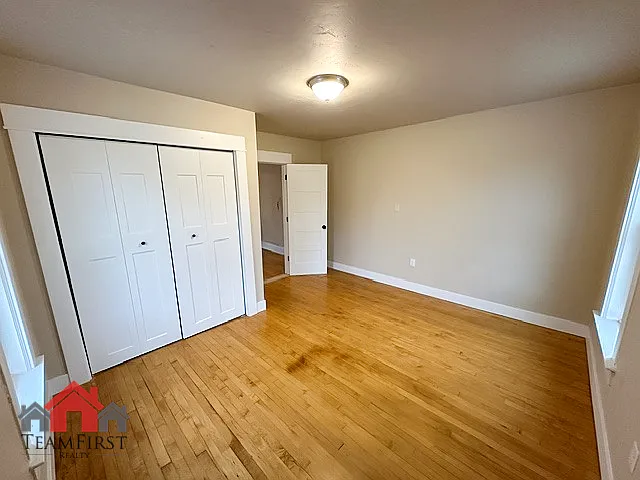 205 N Maple St — Photo 4