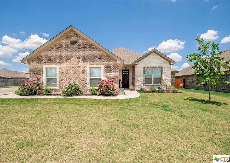 1st image of 2601 Paisley Dr