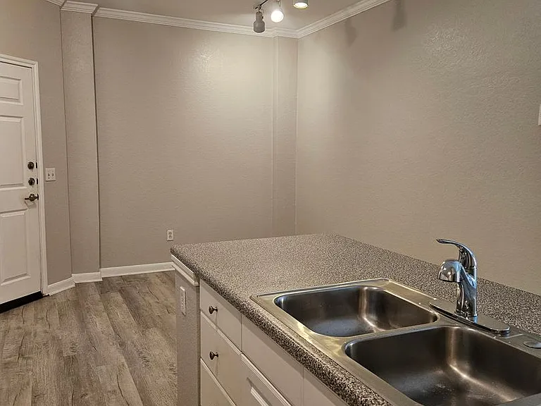860 N Orange Ave #259 — Photo 11
