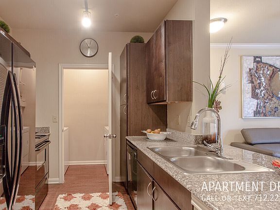 4th image of 12107 Northpointe Blvd #2522