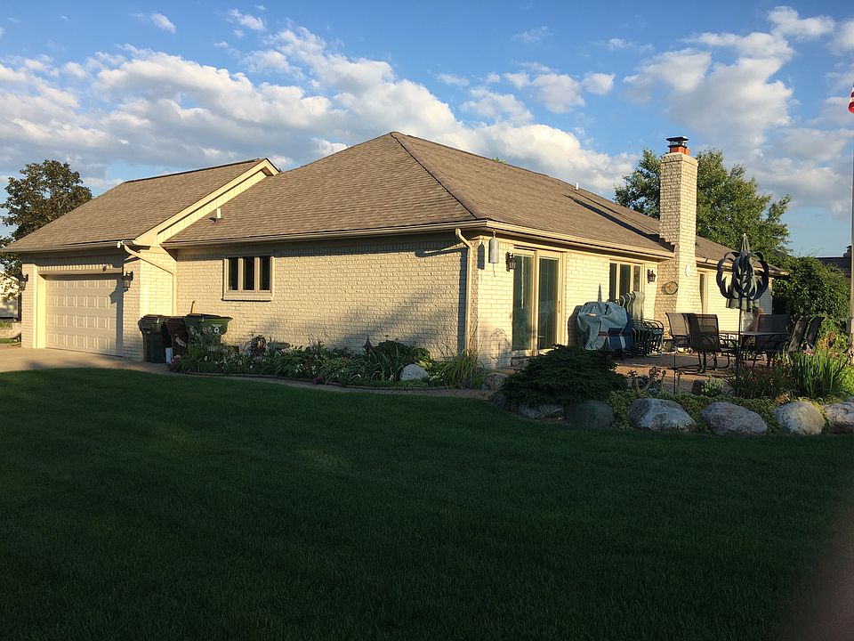 2nd image of 46957 Kramer Dr