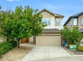 266 S Cranwell Bay SE, Calgary, AB T3M1G2