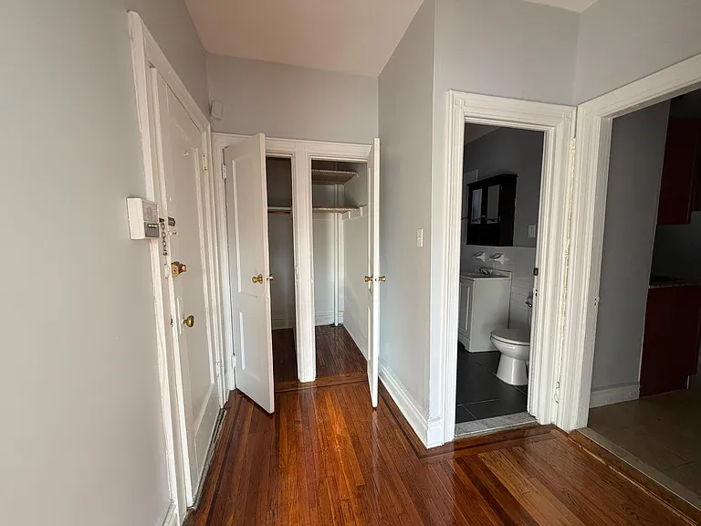 930 Avenue C #11E — Photo 7