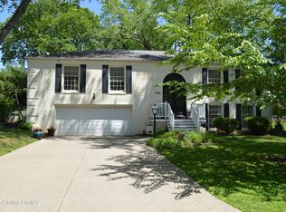 7506 Greenlawn Rd, Louisville, KY 40242