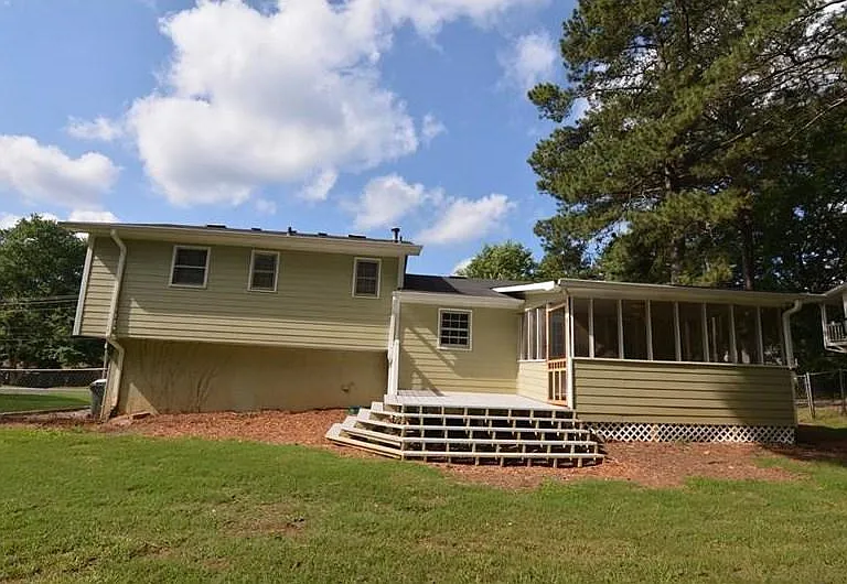 4220 Terrace Dr — Photo 28