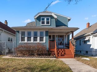 3319 S 19th St, Milwaukee, WI 53215