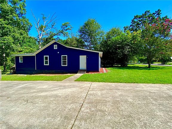 4th image of 3325 Dogwood Dr