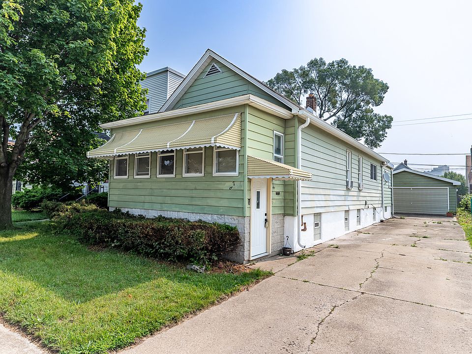 1st image of 607 Forsythe Ave