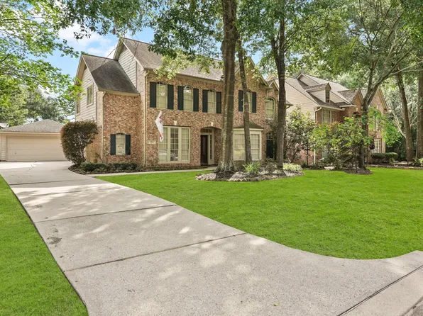 2902 Maple Bend Dr, Kingwood, TX 77345