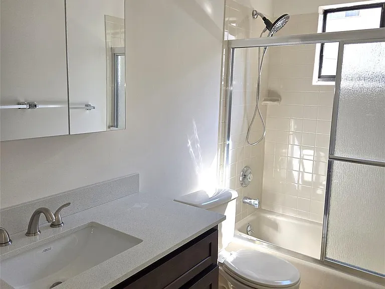 74 Ashwood Rd #1 — Photo 14
