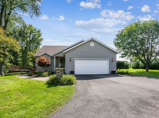 605 1st Ave, Mendota, IL 61342