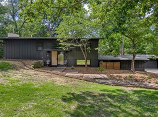1790 Timber Ridge Dr, Cedar Rapids, IA 52403