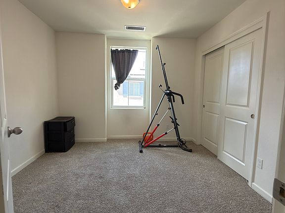 5th image of 976 Wishon Ave W
