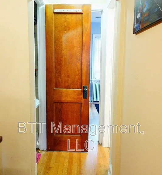 8408 Greenwood Ave #3 — Photo 6