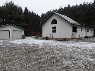 2662 Crescent Rd, Rhinelander, WI 54501