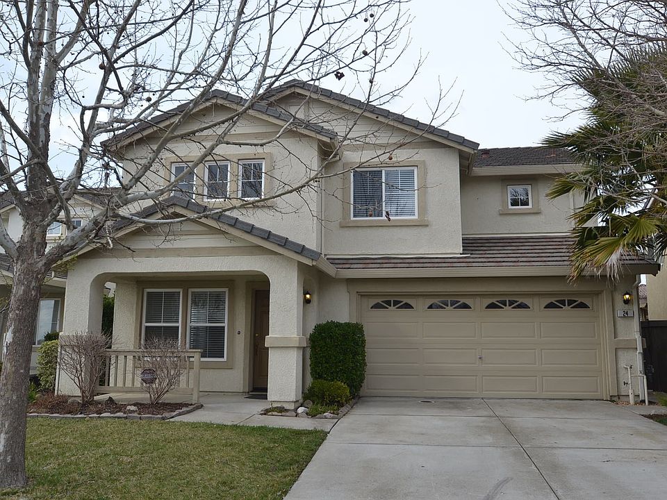 1st image of 24 Acero Ct
