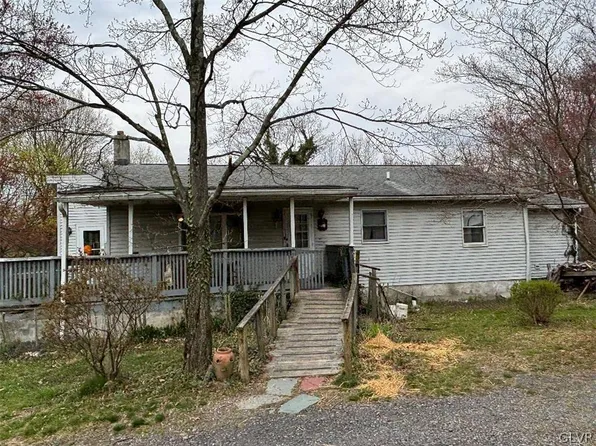 115 Harvard St, East Bangor, PA 18013