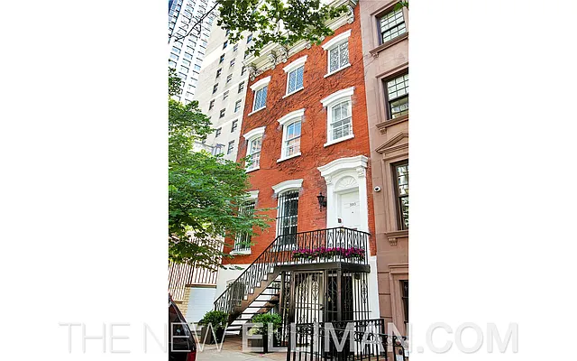 Rented by Douglas Elliman | media 16