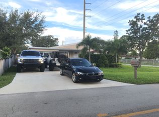 6790 Freedom St, Hollywood, FL 33024