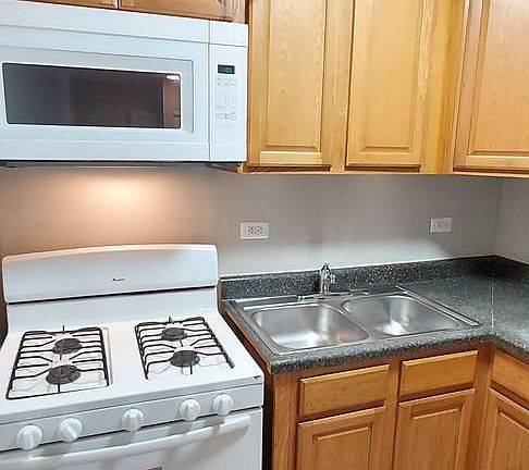 5th image of 405 S Huntington St #Ma-w113