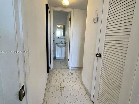 3rd image of 8081 N Sunrise Lakes Dr APT 306