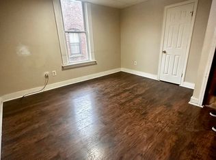 81 W Main St APT 12, Meriden, CT 06451