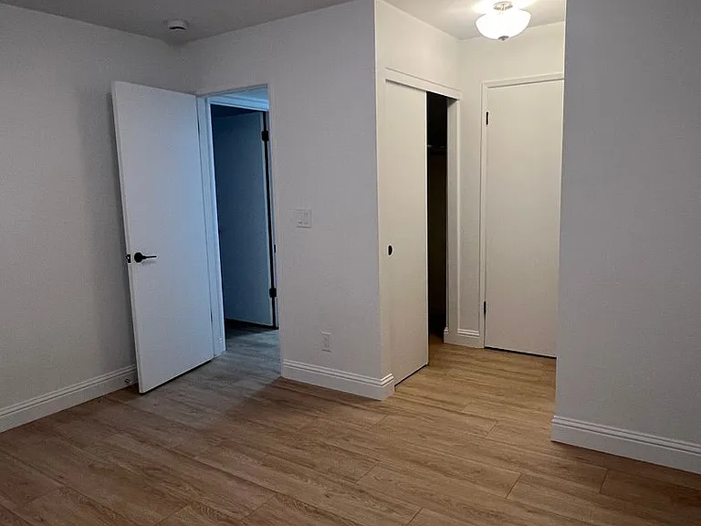 6347 Villa Dr — Photo 11