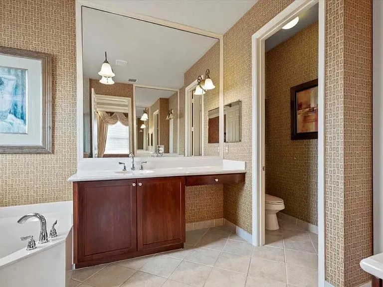 2335 NW Via Della Ct — Photo 40