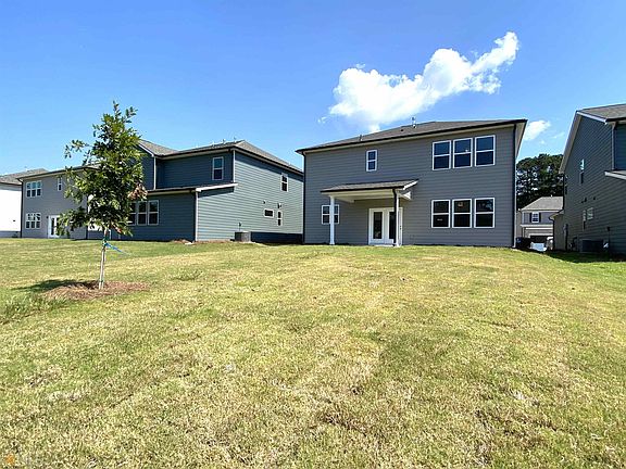 2nd image of 388 Caledonia Ct