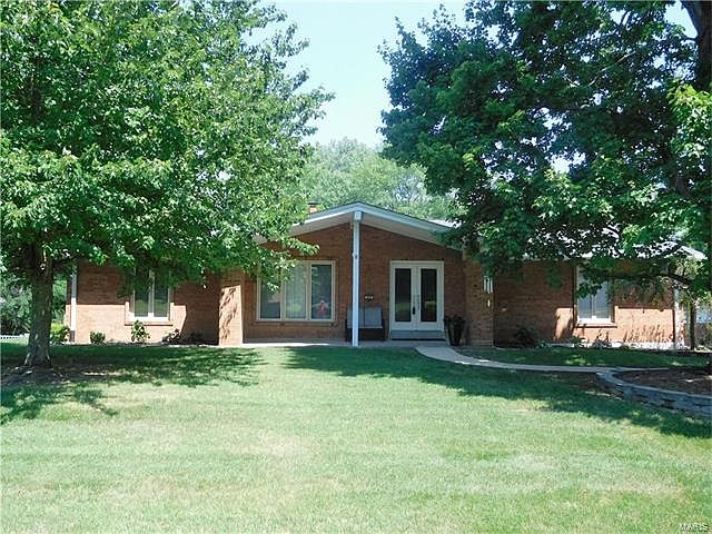 1st image of 430 Hill Trail Dr