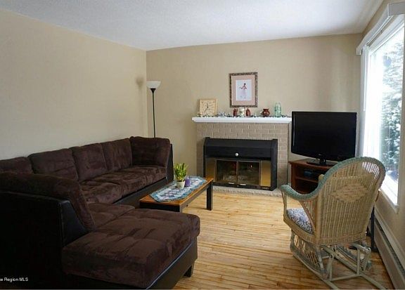 2nd image of 1001 N Union Ave