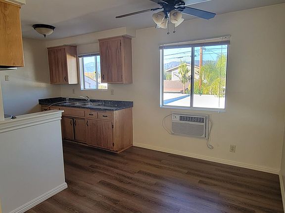 3rd image of 711 Claraday St #12