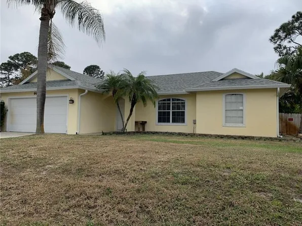 998 SW North Globe Ave, Port Saint Lucie, FL 34953