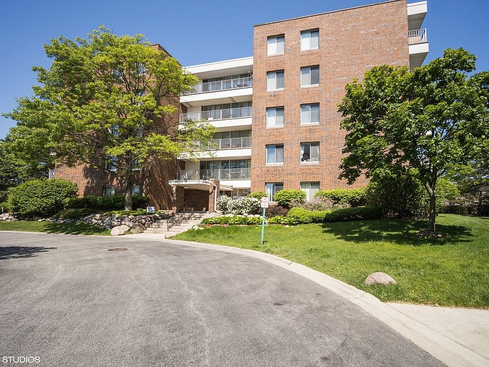 1st image of 4100 Triumvera Dr APT 107B