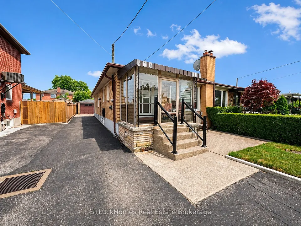15 Snowood Ct