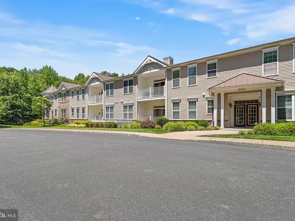 1103 Poplar St, Garnet Valley, PA 19060