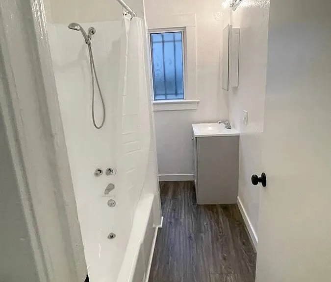 20 Brooks Ave #101 — Photo 7