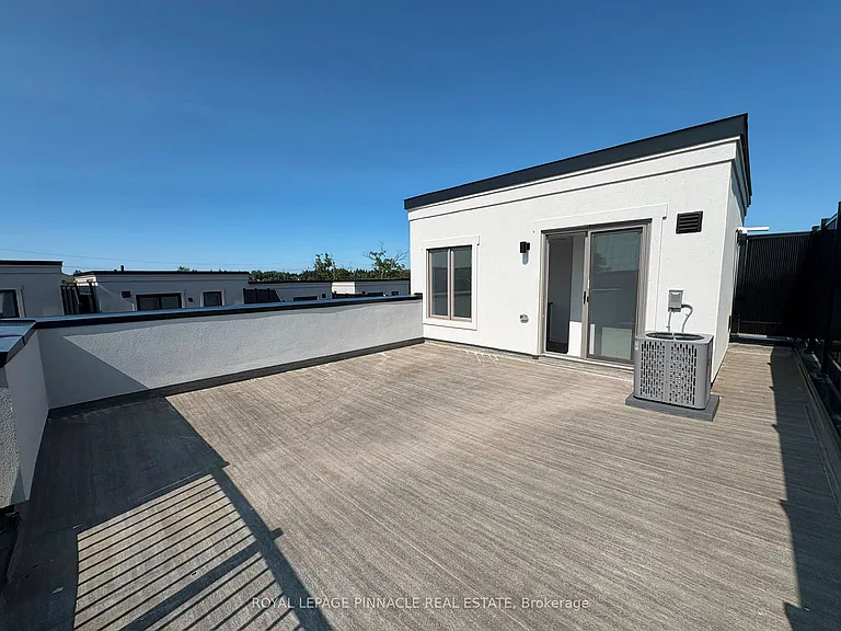 3 Bancroft Ln #202 — Photo 28
