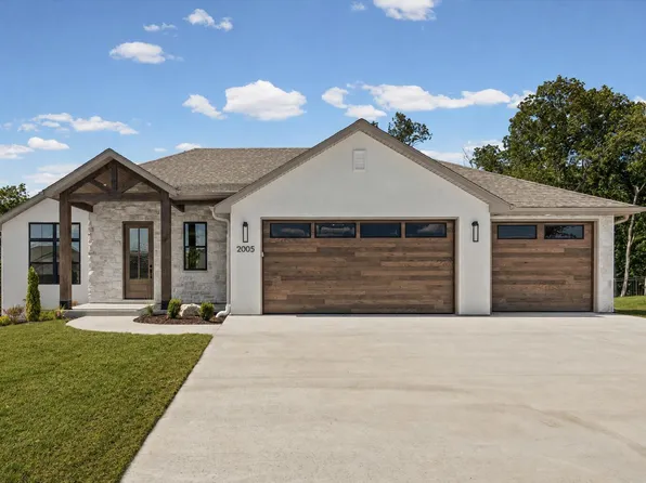 2005 Stone Mountain Pkwy, Columbia, MO 65201