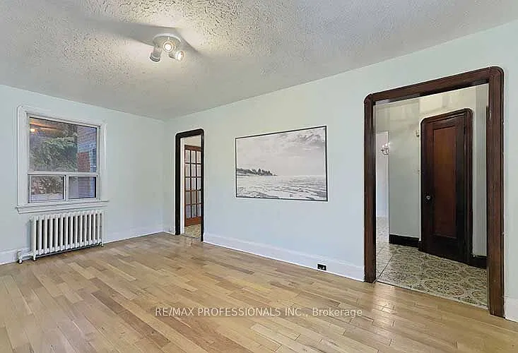 3 bed, $4,100 — Photo 4