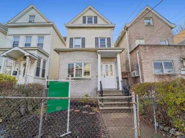 205 Fairview Ave, Jersey City, NJ 07304