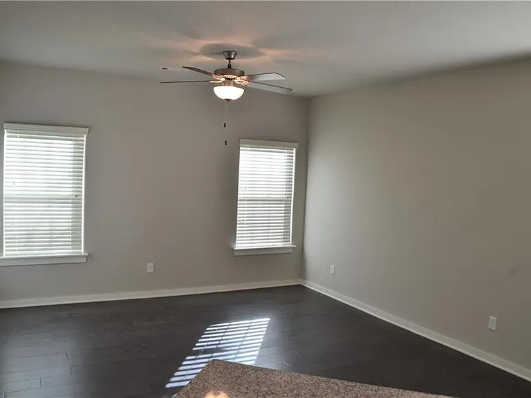 2413 Arbor Rd — Photo 6