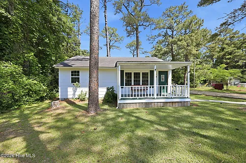 114 Pineview St Photo 1
