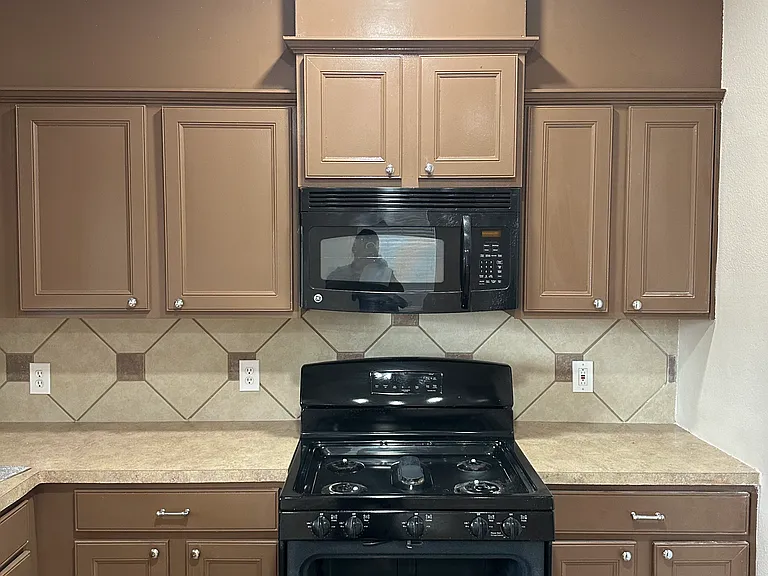 15839 Granite Mountain Trl — Photo 6