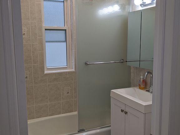2nd image of 47-16 41st St #3R