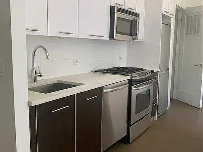 123 Parkside Ave #6J — Photo 7
