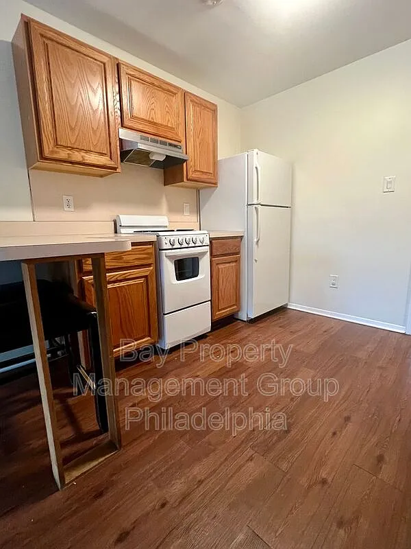 1 bed, 1.0 bath, 675 sqft, $1,699 — Photo 4