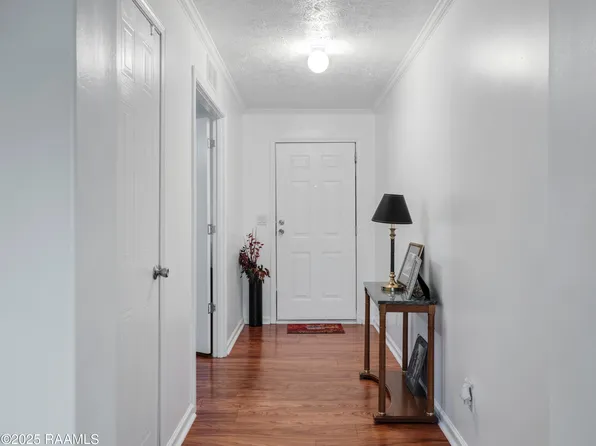 261 Saint Christopher Ave, Opelousas, LA 70570