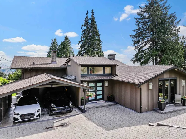 1240 Nepal Cres, West Vancouver, BC V7T 2H3