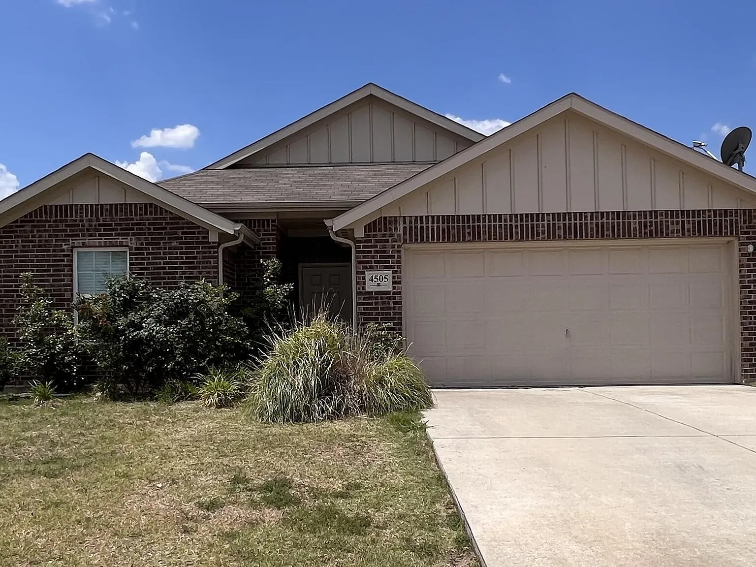 4505 Elderberry St — Photo 1